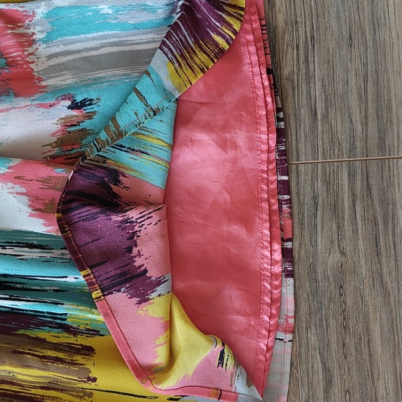 EUC Forever 21 Boutique watercolor skirt WITH POCKETS - Picture 3 of 7